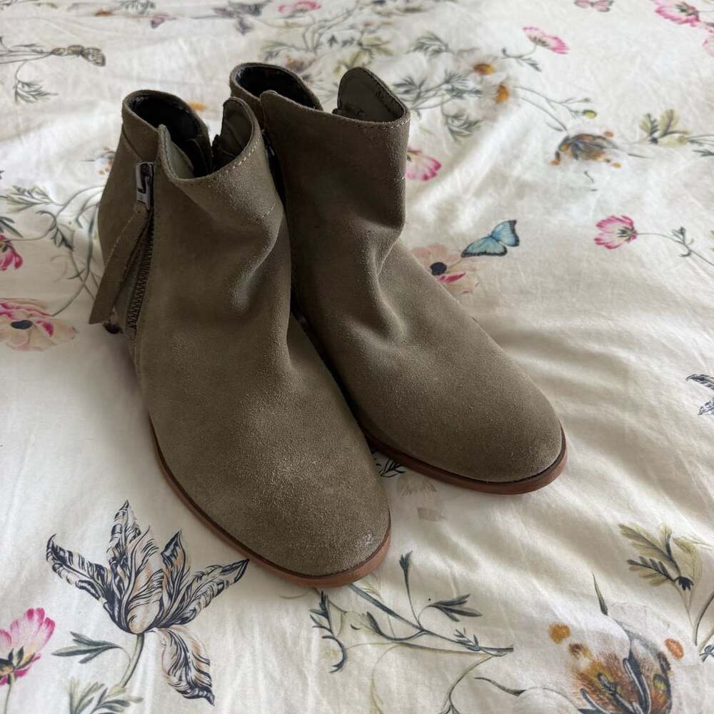Sam Edelman Packer Ankle Boots Size 7.5W Olive Suede